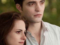 Ameryknie żegnają wampiry i oglądają "Przed świtem. Część 2"