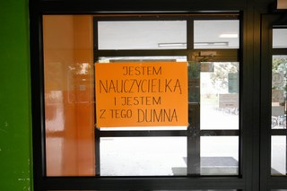 Szczegóły podwyżek dla urzędników i nauczycieli wciąż nieznane