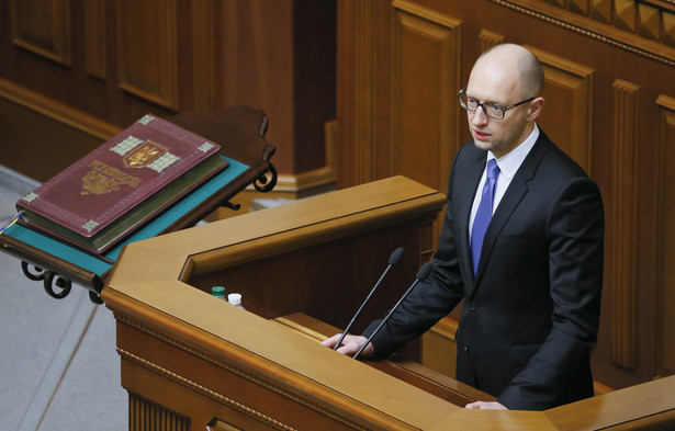 Pierwszy dzień nowego ukraińskiego parlamentu. Arsenij Jaceniuk ponownie premierem