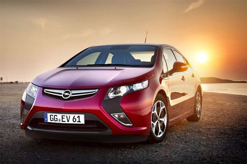 Opel Ampera samochodem roku