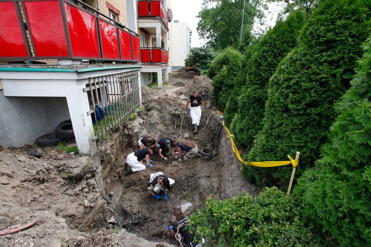EKSHUMACJE IPN W BIAŁYMSTOKU. KTO ZABIŁ TYCH LUDZI?