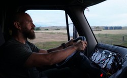 Dawid Andres, Polak, który jeździ TIRem po świecie: Jedyne, czego nie lubię i nie rozumiem na polskich drogach, to...