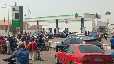 An NNPC filling station in Kaduna State [New Nigerian]