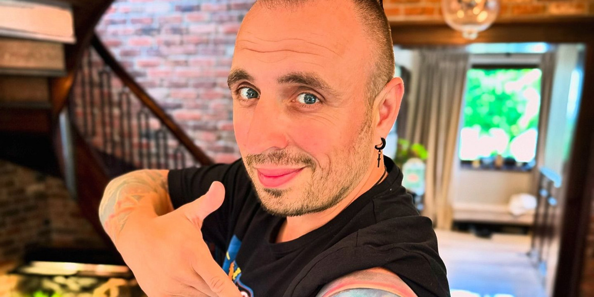 Czadoman zrobił sobie tatuaż z biblijnym przekazem.