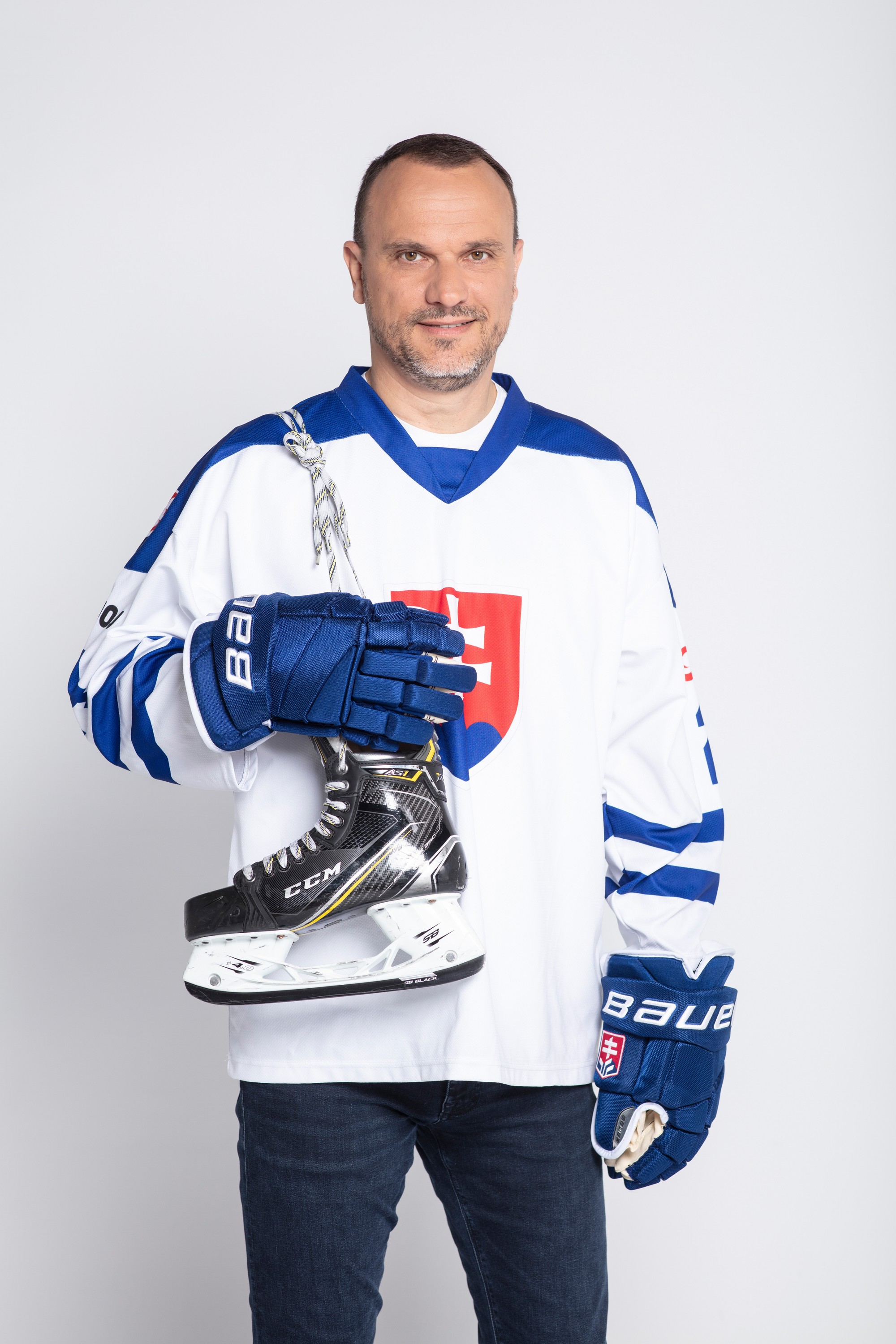 Moderátor Radovan Ležovič.