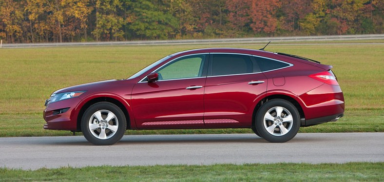 Honda Accord Crosstour: kolejny mikst liftbacka, coupé i SUV-a