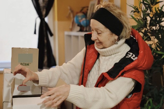 MaxBet zatvorio Mesec žena donacijom Sigurnoj kući u Beogradu