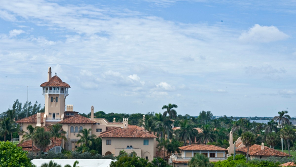 Mar-a-Lago wikipedia Christine Davis