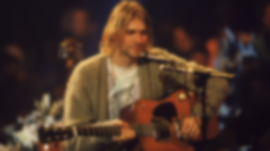Sweter Kurta Cobaina sprzedany na aukcji za ponad 300 tys. dol.