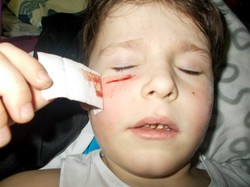 "Raz, dwa, trzy... uchodźcą będziesz Ty". Dzieci pokazały, jak wygląda życie w polskich ośrodkach dla uchodźców [ZDJĘCIA]