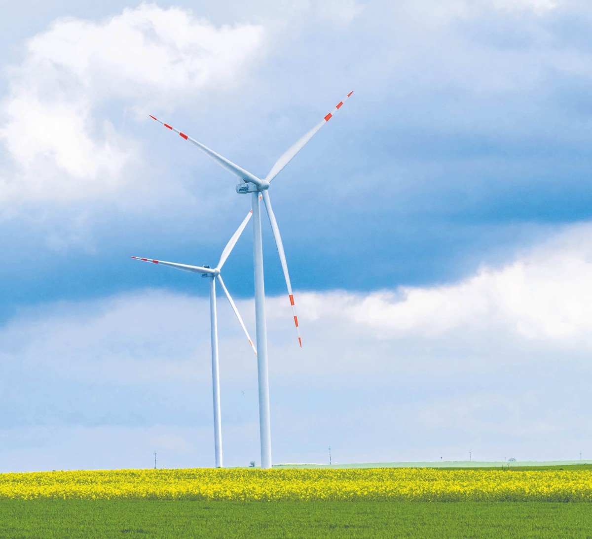 Żeby osiągnąć neutralność klimatyczną do 2045 r., Niemcy powinni codziennie stawiać sześć nowych turbin wiatrowych