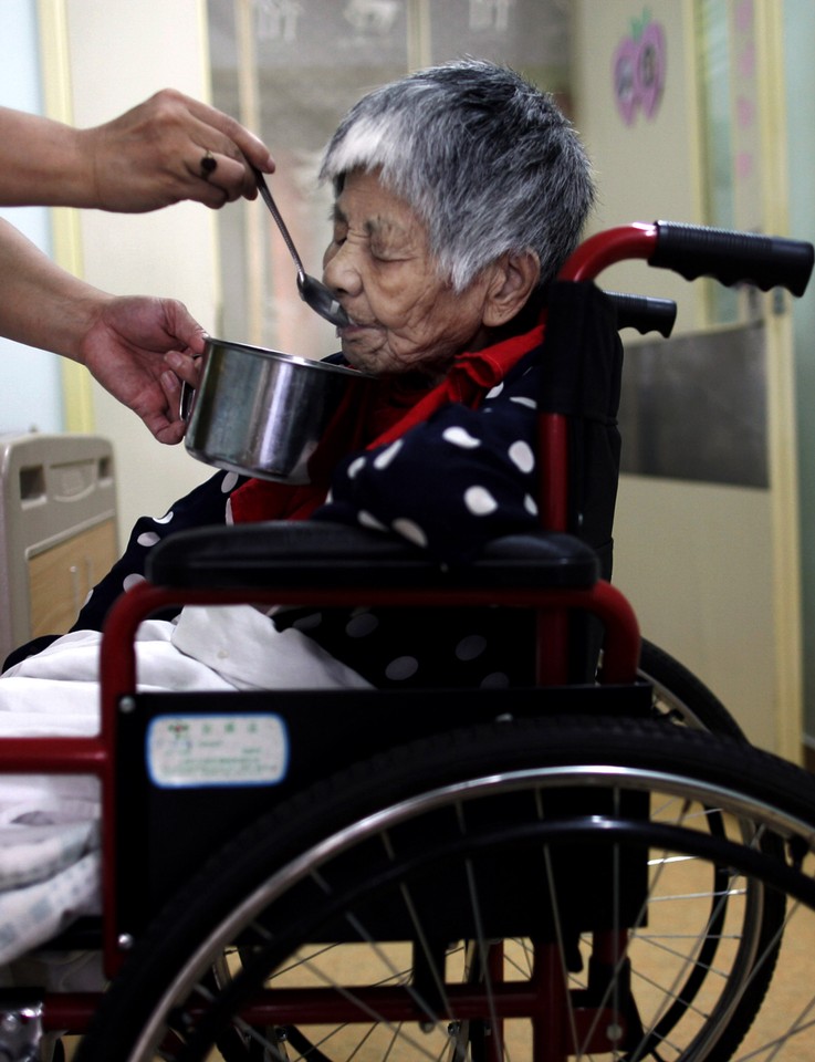  Hospice Care At Hubei Hong Kong Emperor Elderly Care Center