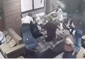 Bijelogrlić bije Antonijevića