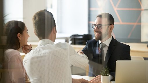 Kredytobiorcy komentują obniżkę stóp procenowych