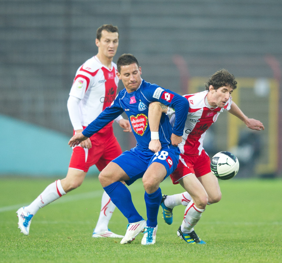 PIŁKARSKA EKSTRAKLASA ŁKS KONTRA RUCH CHORZÓW