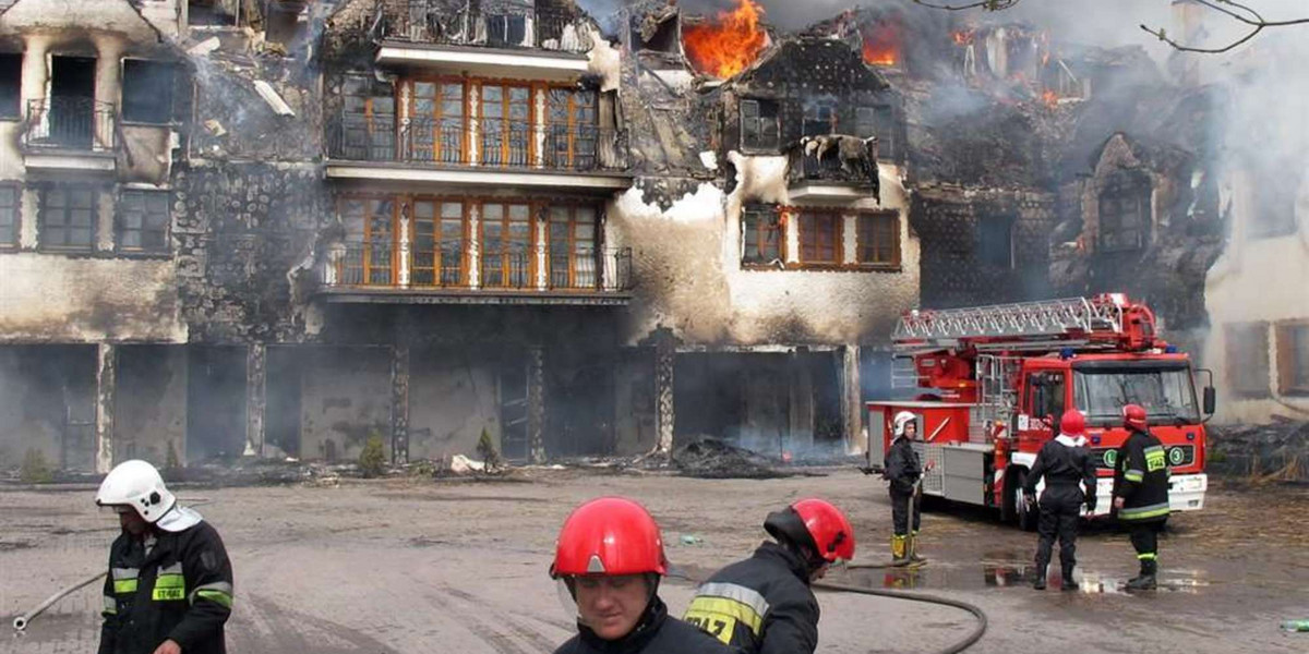 Potężny pożar strawił hotel. FOTO