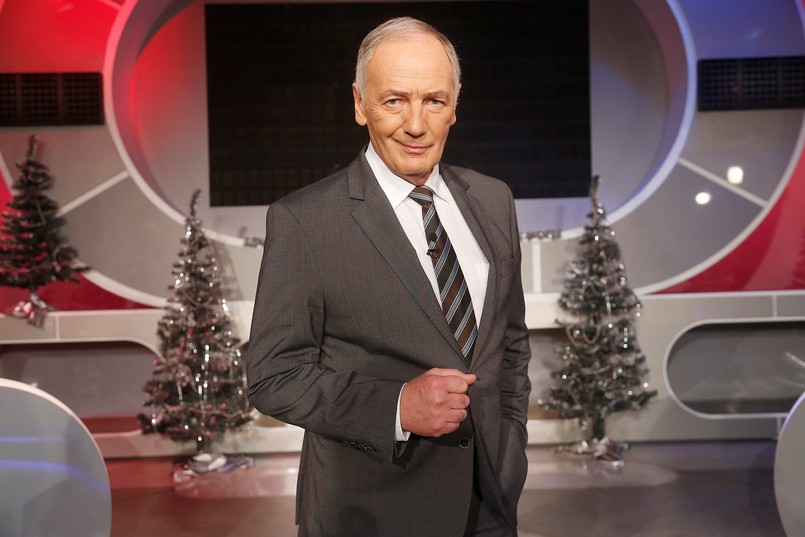 Quiz z pytaniami z ostatniego odcinka teleturnieju "Familiada". Ostatnie pokonało uczestnika