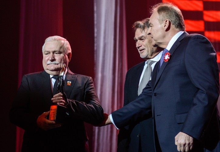 Laureat Super Wektora były prezydent Lech Wałęsa, przedsiębiorca Jan Kulczyk oraz prezydent organizacji Pracodawcy Rzeczypospolitej Polskiej Andrzej Malinowski