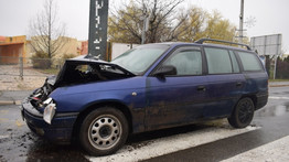 Ittasan okozott balesetet egy ungvári sofőr Balatonfüreden egy körforgalomban