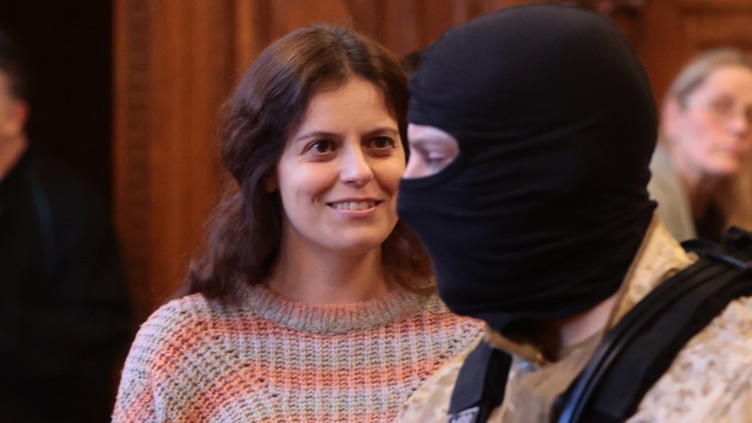 Kőkemény kritikát kapott az EP-képviselői babérokra törő, Budapesten bebörtönzött olasz antifa-aktivista
