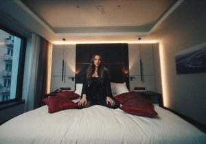 Goga Sekulić u spotu za novu pesmu 