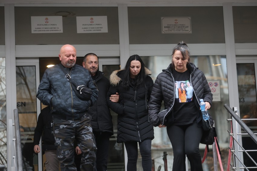 Otac, sestra  i majka Dalibora Todorovića 