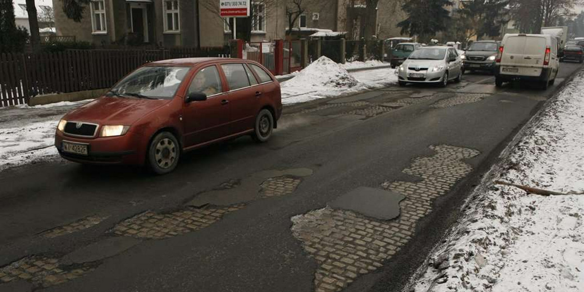 Czekoladowa dziurawa jak ser