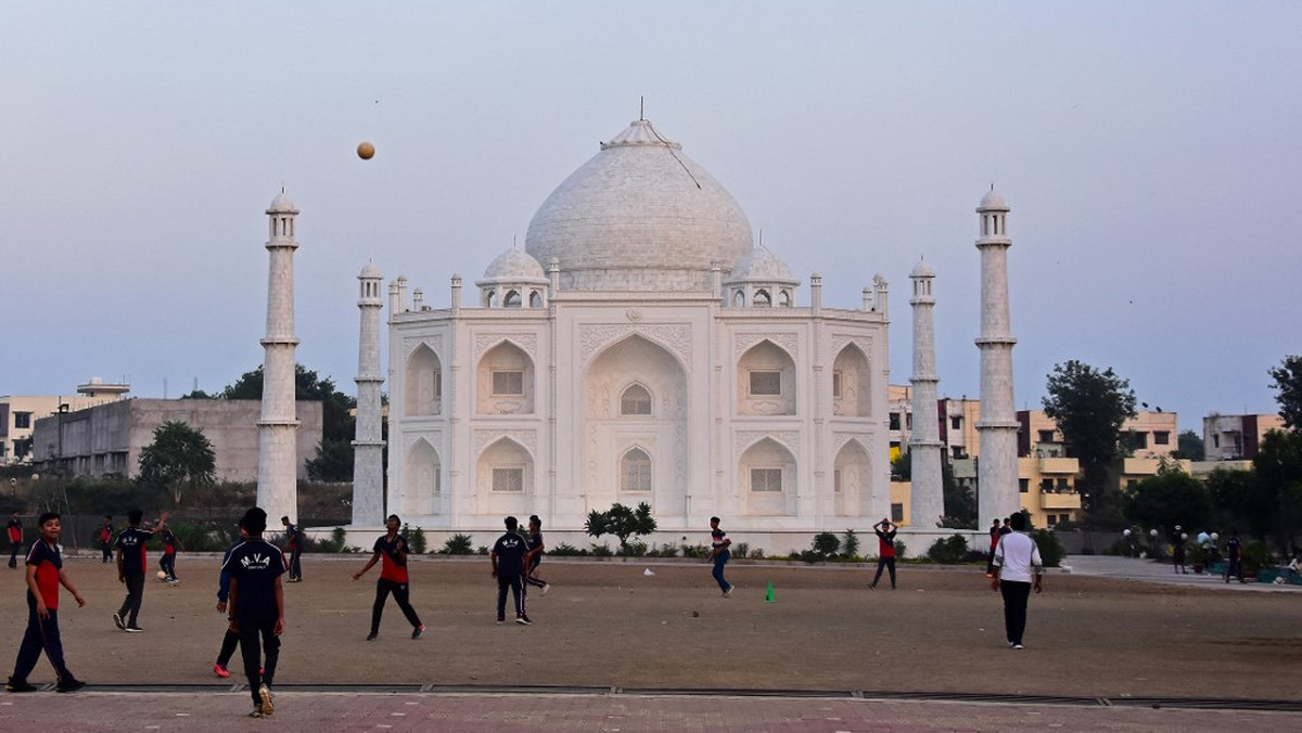 Hindus z miłości do żony wybudował replikę Tadż Mahal w Burhanpur