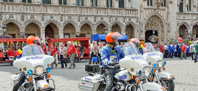 Belgijska policja przechwyciła materiały wybuchowe terrorystów.Są na nich odciski palców zamachowca z Paryża