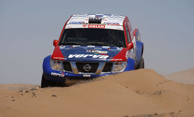 Rajd Dakar 2010: Przygoński już 8, Sonik broni honoru (12. etap na żywo, wyniki, foto)