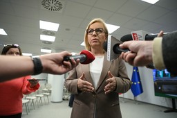 spór w polsce 2050 nie wpłynie na rząd? szłapka uspokaja po powstaniu