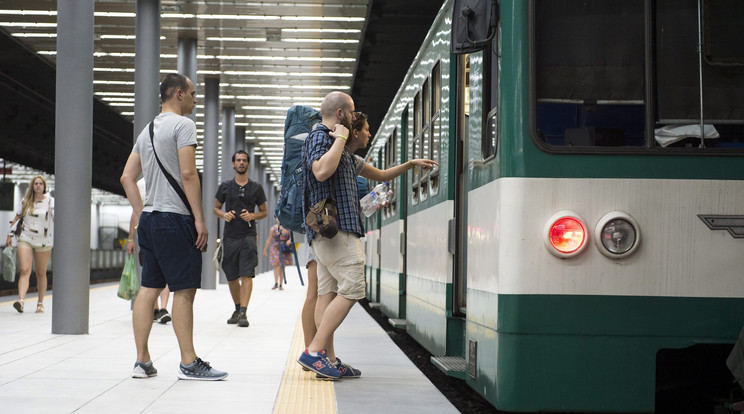 Módosul a szentendrei HÉV közlekedése három májusi hétvégén /Fotó: MTI/Koszticsák Szilárd