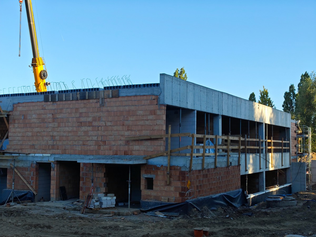 Kradzieże paliwa paraliżują place budowy. Jest badanie