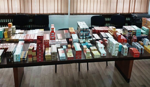 Zaplenjeno 2.392 paklice cigareta