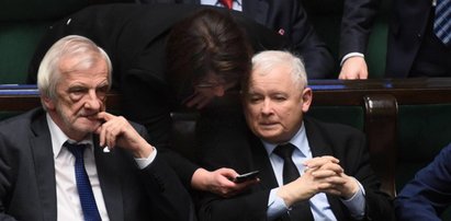 Na co polskie partie wydają miliony złotych?