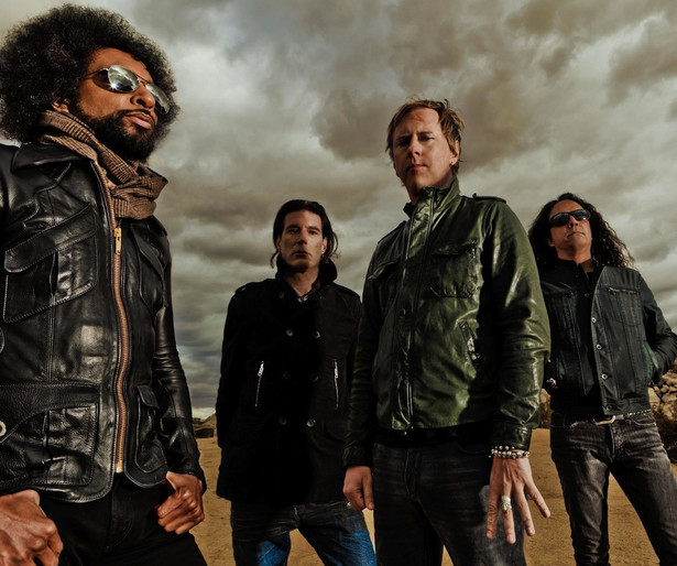 Alice In Chains przedstawia "Stone"