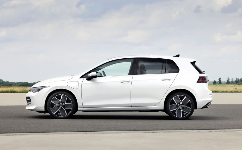 Nowy Volkswagen Golf 2024: jakie zmiany przy okazji liftingu?