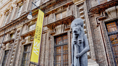 Przywileje dla muzułmanów w Muzeum Egipskim w Turynie. Prawica protestuje