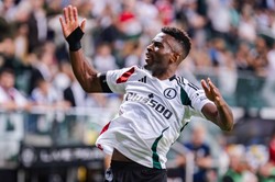 Dramat najlepszego snajpera Legii Warszawa. Klub musi szukać nowego napastnika