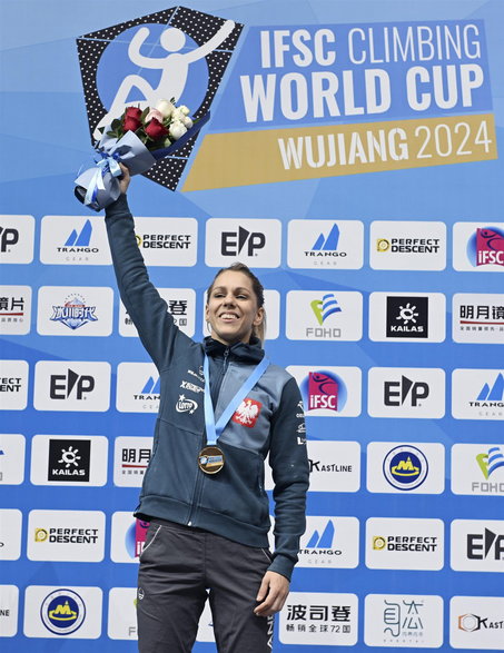 Aleksandra Mirosław wygrała zawody o Puchar Świata we wspinaczce sportowej na czas w chińskim Wujiang.