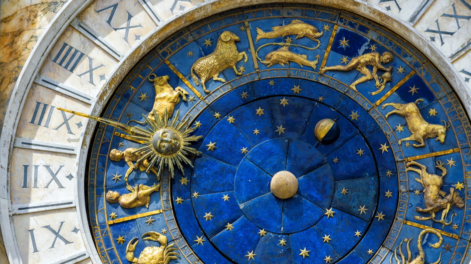 Starożytny zegar Torre dell'Orologio ze znakami zodiaku w San Marco Square w Wenecji 
