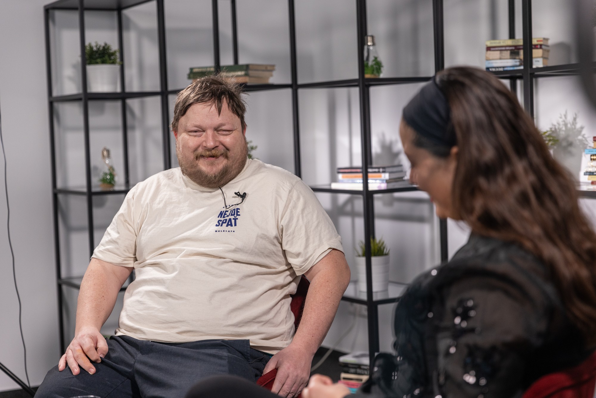Tomáš „Lasky“ Šedivý z Pary v relácii Off Record.