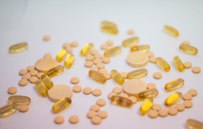 Može li vitamin C da nam pomogne u težim slučejvima Kovida-19? 