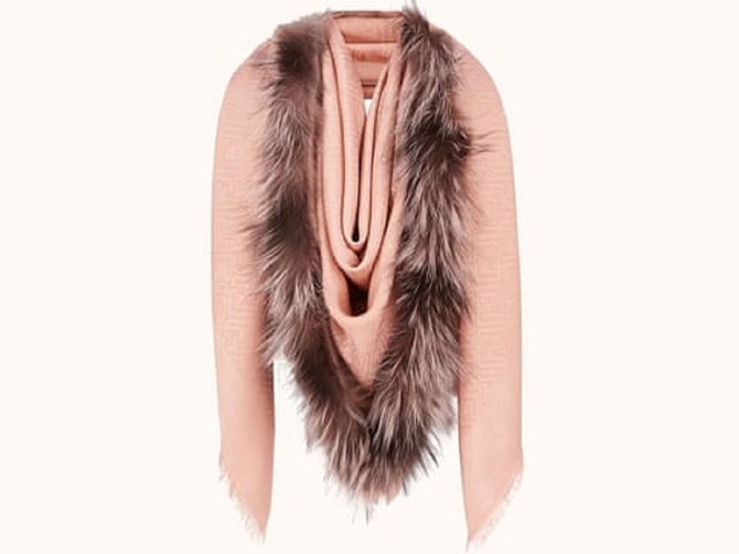 Nije vulva nego šal- verujte nam