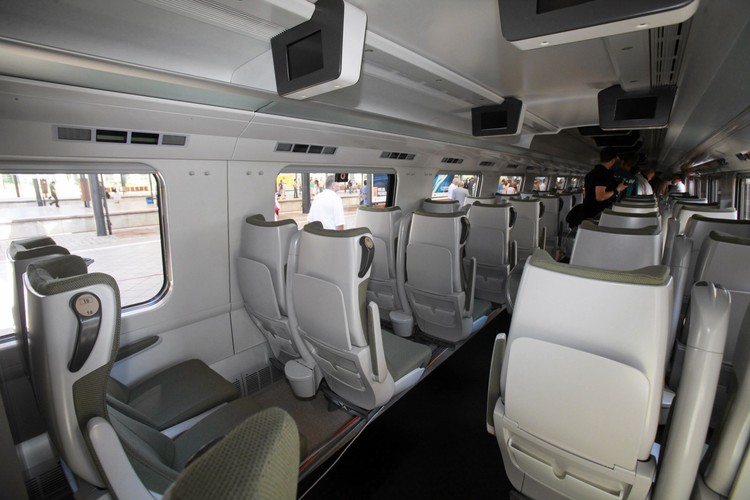 Wnętrze pociągu Pendolino