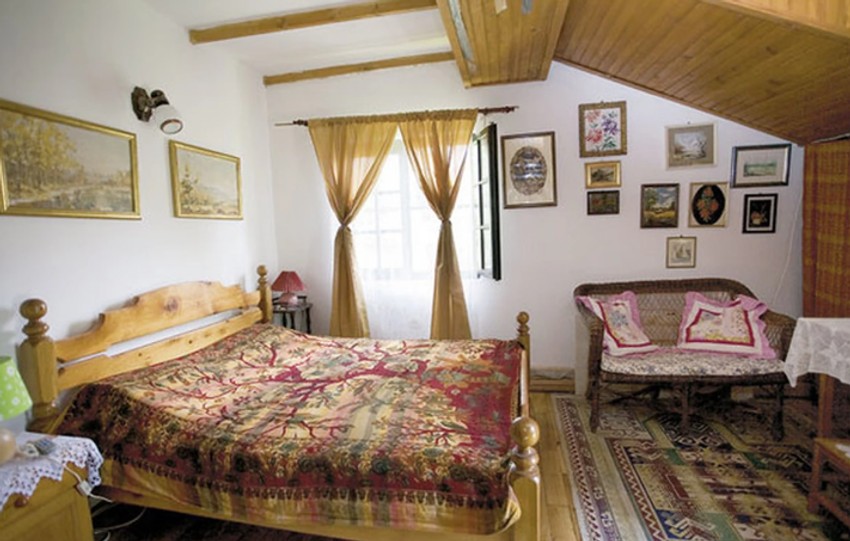 Gorica Popović, kuća na jezeru