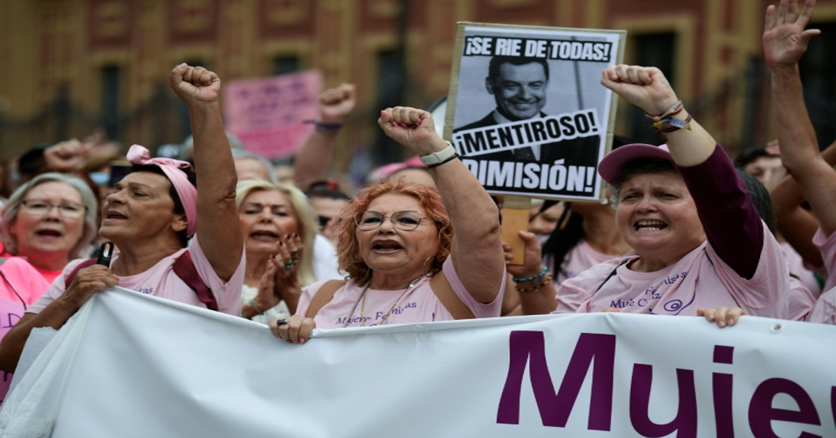 Séville : Manifestation massive après les retards de dépistage