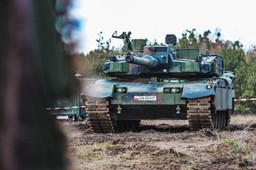 Zimny prysznic na wojskowe zakupy. Czy grozi nam podatek wojenny?