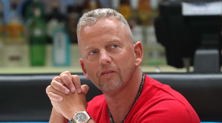 A Magyar Hiressegek Is Schobert Norbi Felepulesert Szoritanak Blikk