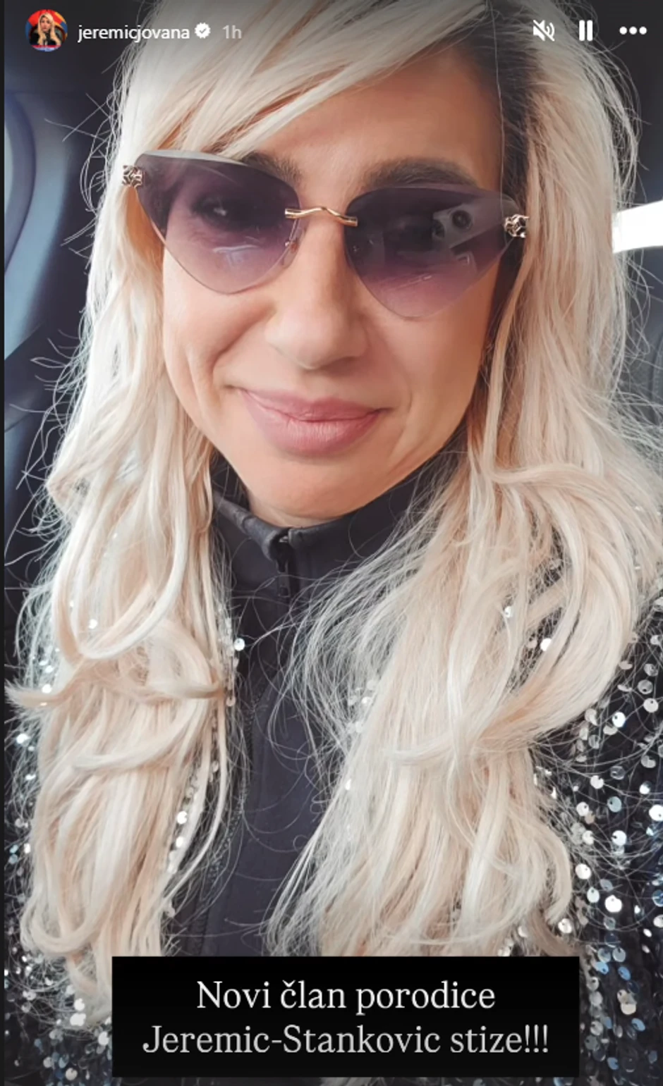 Jovana Jeremić objavom sve bacila u rebus